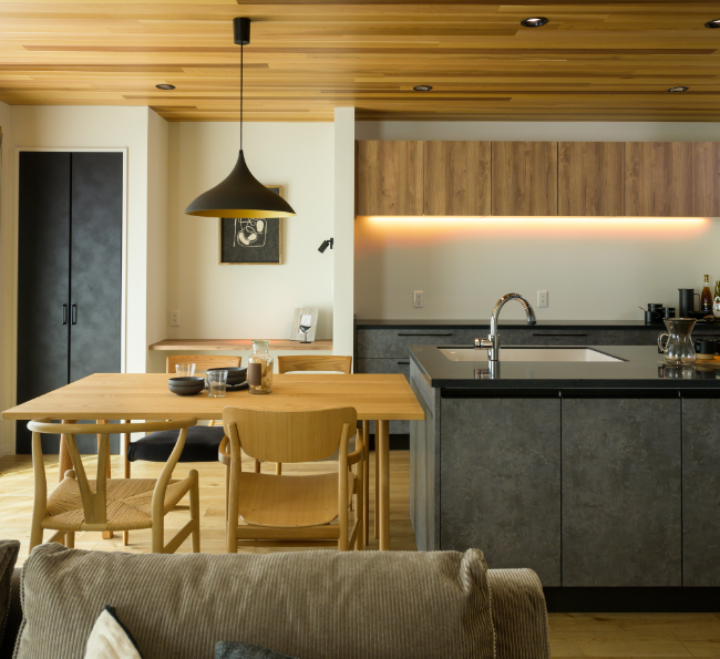 アルファホーム室内