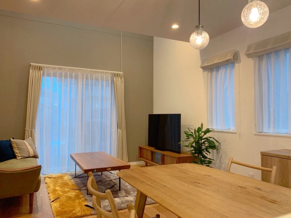 温もりのあるリビングルーム