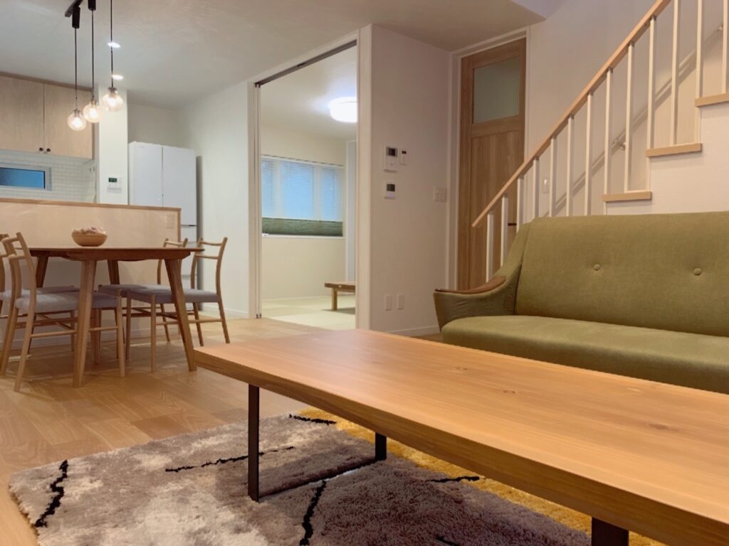 北欧風のリビングダイニング