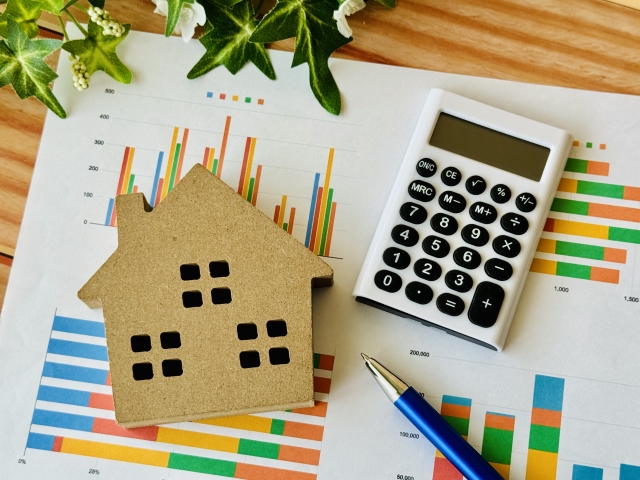 計算機と紙と家