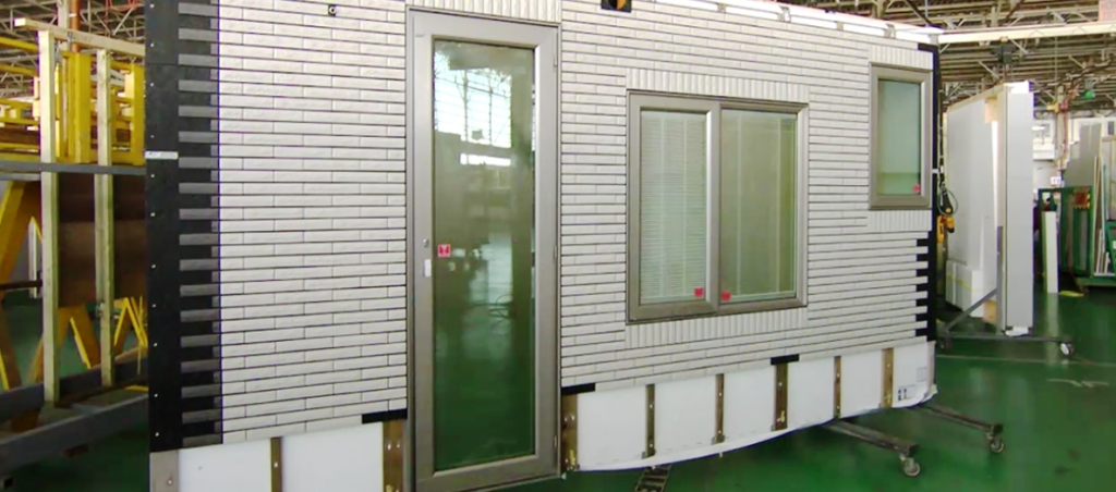 工場生産の様子